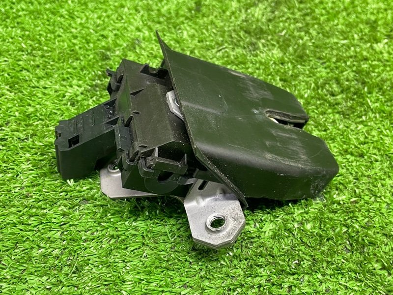 Замок багажника, 2200 рублей, Москва