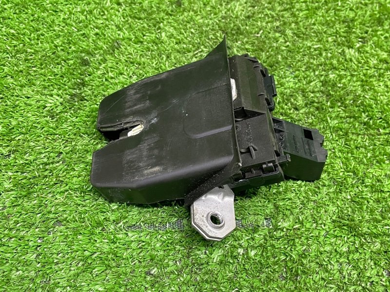 Замок багажника, 2200 рублей, Москва