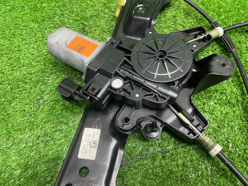 Стеклоподъемник передний, 2900 рублей, Москва