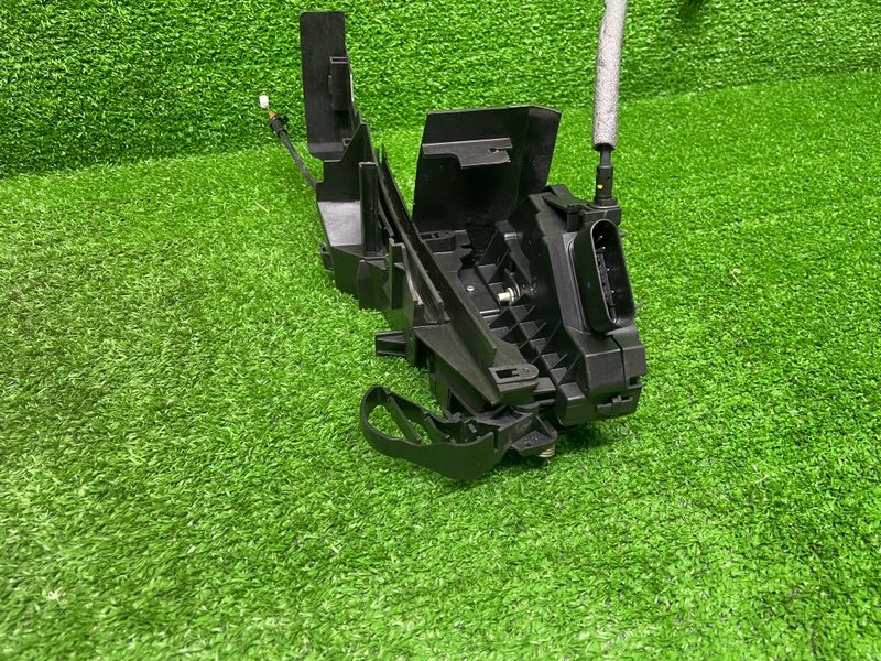 Замок двери передней правой, 1500 рублей, Москва