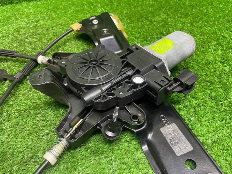 Стеклоподъемник передний, 3500 рублей, Москва