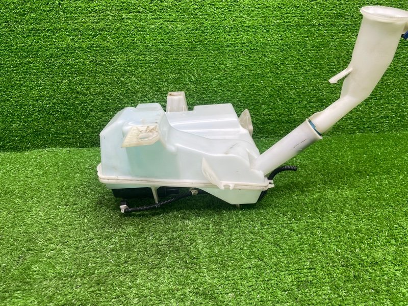 Бачок омывателя лобового стекла, 1700 рублей, Москва