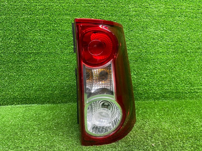 Фонарь задний правый, 4500 рублей, Москва