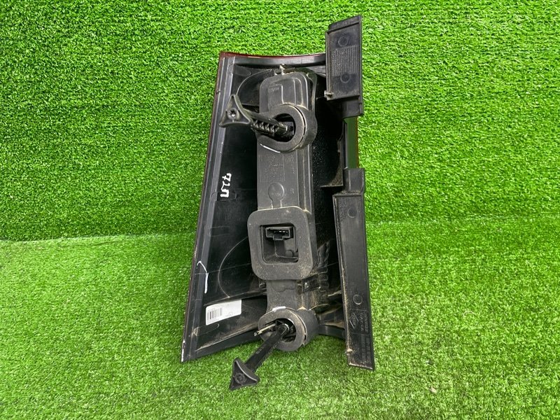 Фонарь задний правый, 4500 рублей, Москва