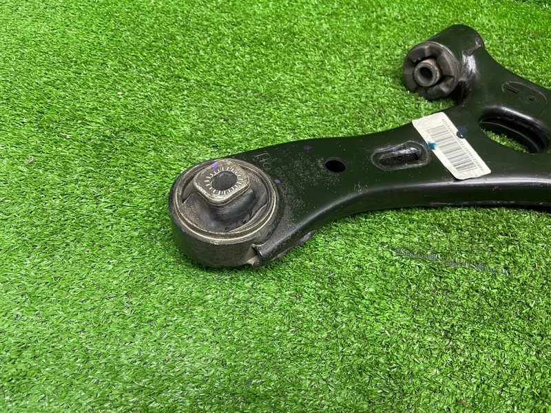 Рычаг передний правый, 7000 рублей, Москва