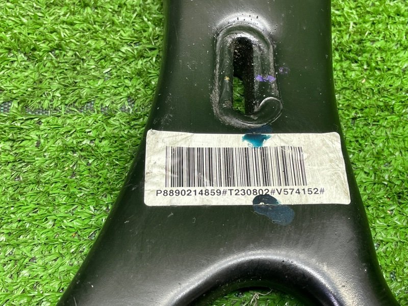 Рычаг передний правый, 7000 рублей, Москва