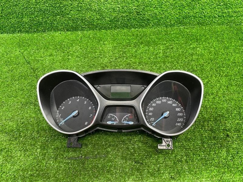 Панель приборов, 1600 рублей, Москва