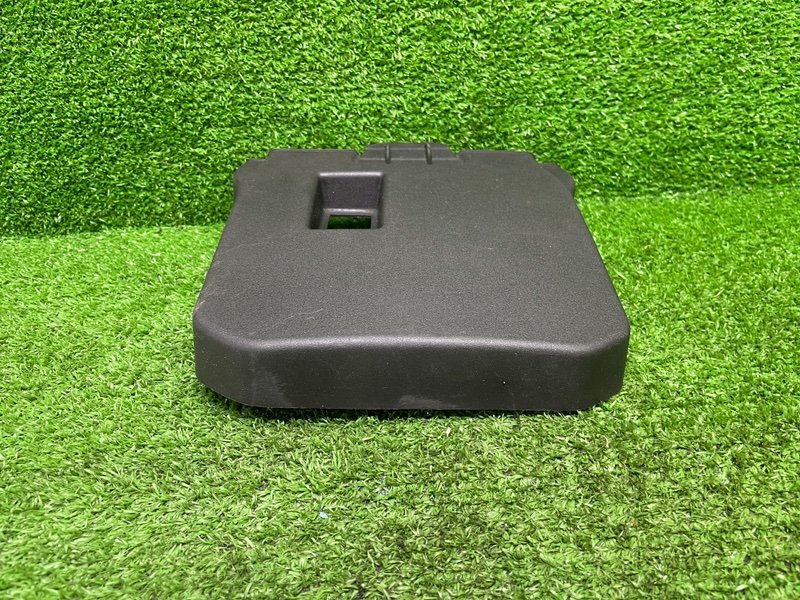 Крышка аккумулятора, 1000 рублей, Москва