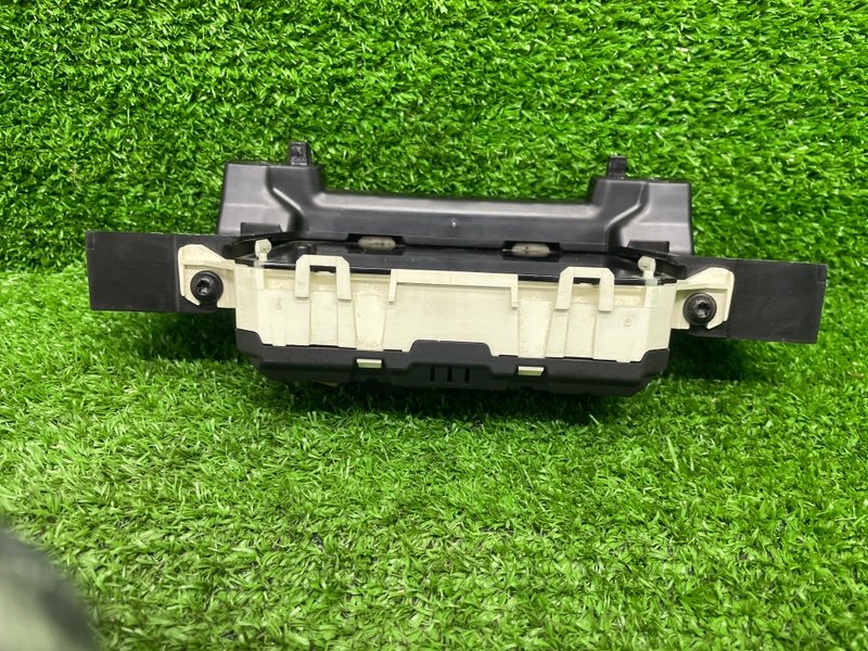 Дисплей информационный, 1000 рублей, Москва