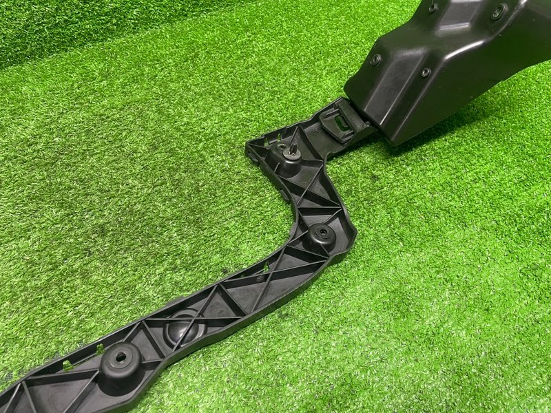 Направляющая заднего бампера, Москва