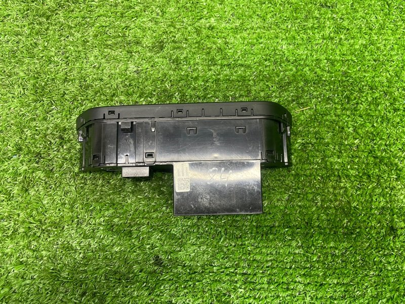 Кнопка корректора фар, 3500 рублей, Москва