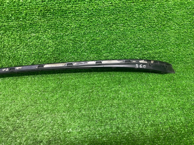 Молдинг лобового стекла, 2000 рублей, Москва