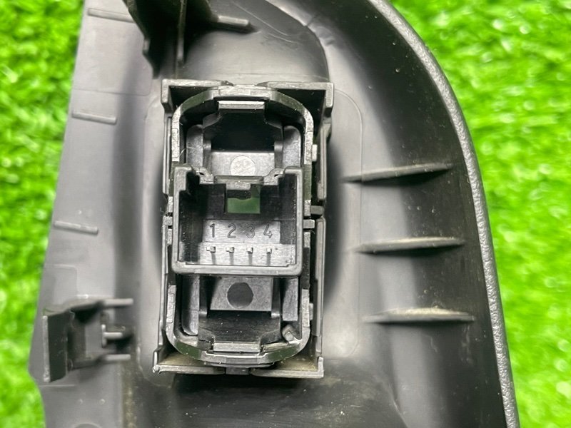 Кнопка стеклоподъемника, 700 рублей, Москва