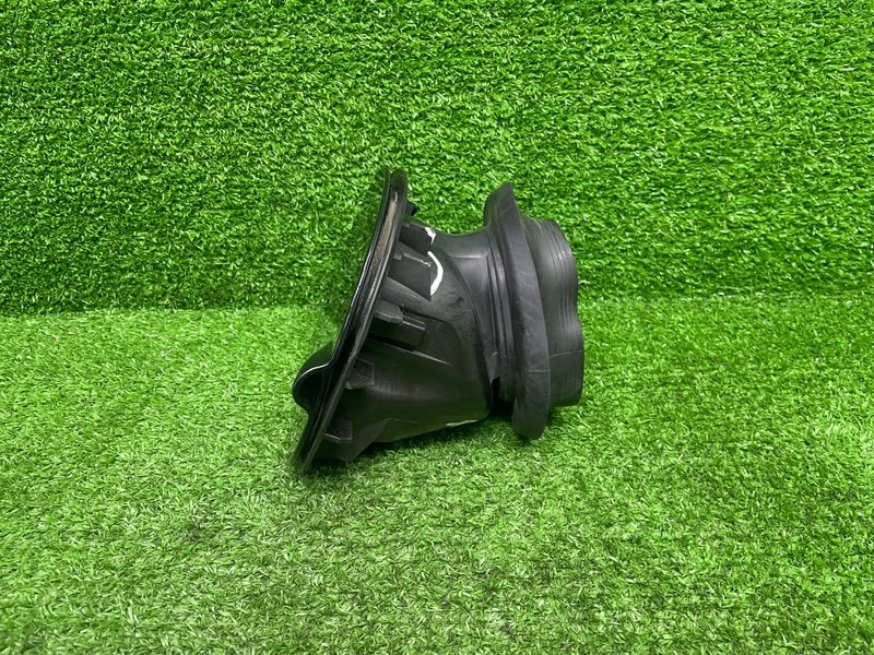 Лючок топливного бака, 1400 рублей, Москва