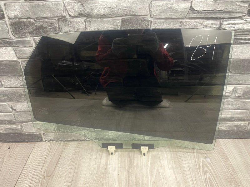 Стекло двери задней правой, 8500 рублей, Москва