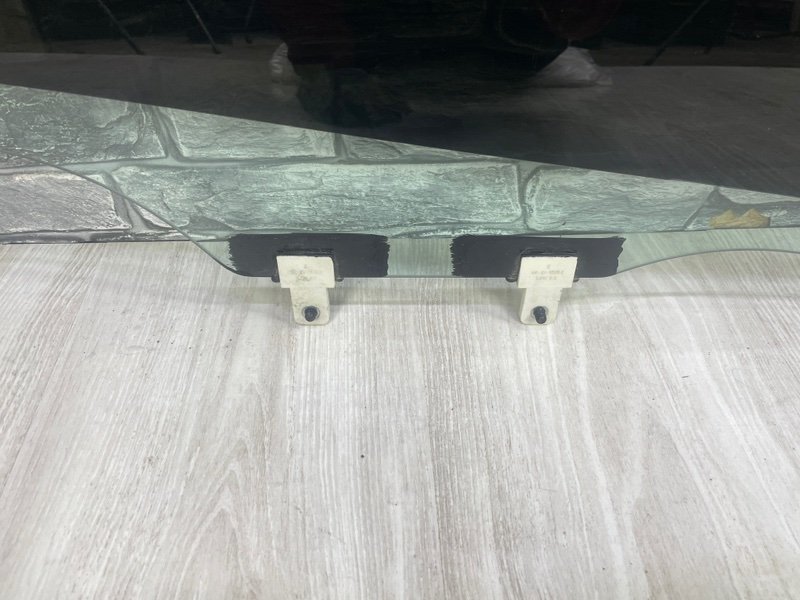 Стекло двери задней правой, 8500 рублей, Москва