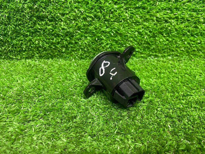 Кнопка старт-стоп, 2000 рублей, Москва