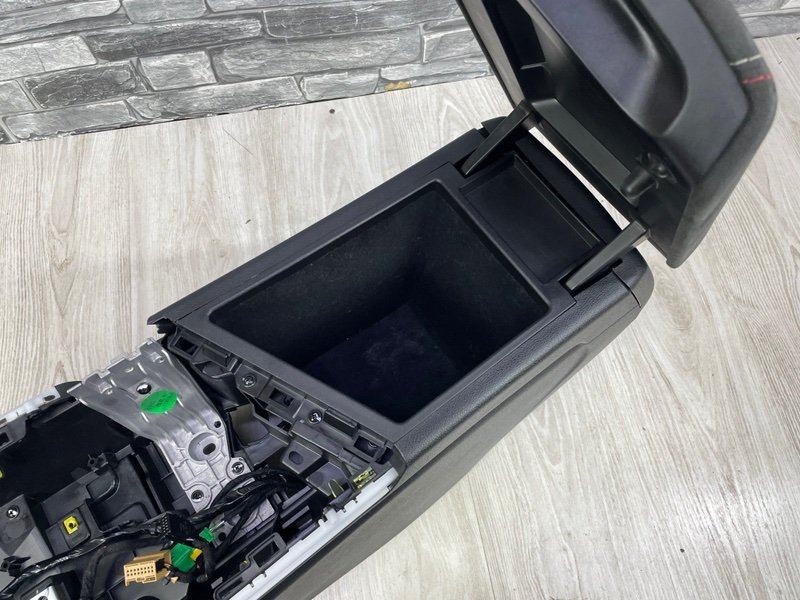 Подлокотник, 17000 рублей, Москва