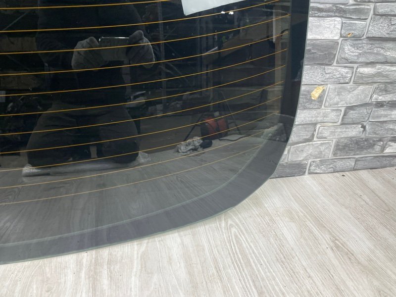 Стекло заднее, 2800 рублей, Москва