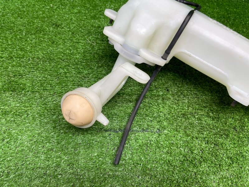 Бачок омывателя лобового стекла, 1500 рублей, Москва