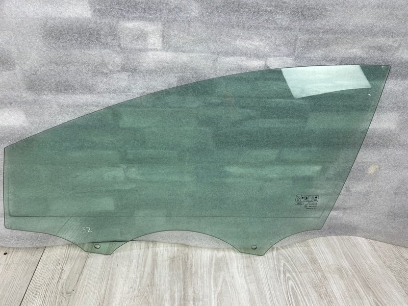 Стекло двери передней левой, 1300 рублей, Москва