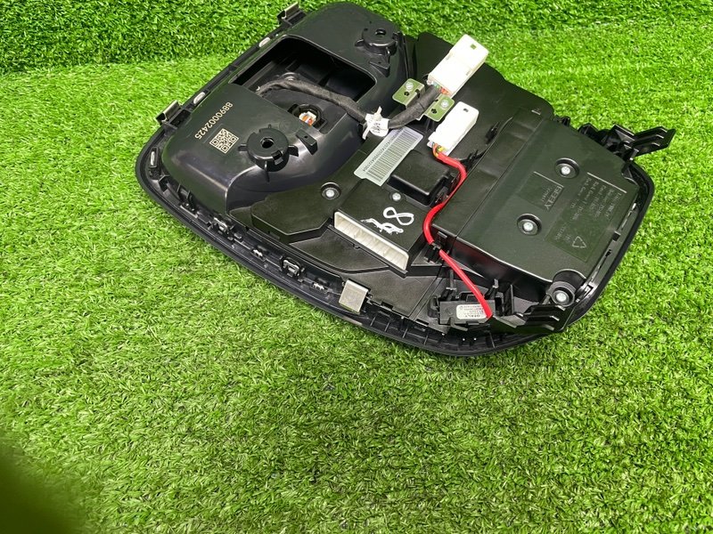 Плафон салонный, 18000 рублей, Москва