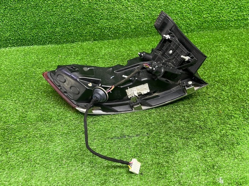 Фонарь задний правый, 22000 рублей, Москва