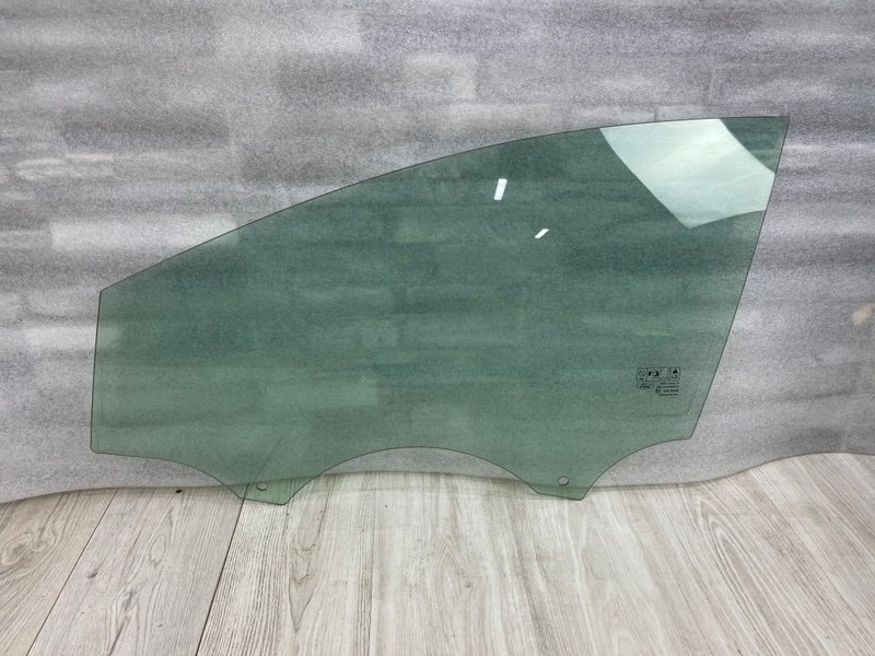 Стекло двери передней левой, 1300 рублей, Москва