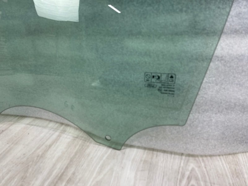 Стекло двери передней левой, 1300 рублей, Москва