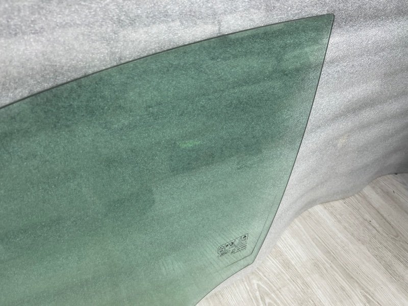 Стекло двери передней левой, 1300 рублей, Москва