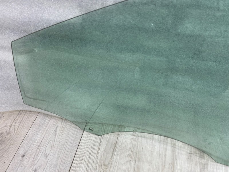 Стекло двери передней левой, 1300 рублей, Москва