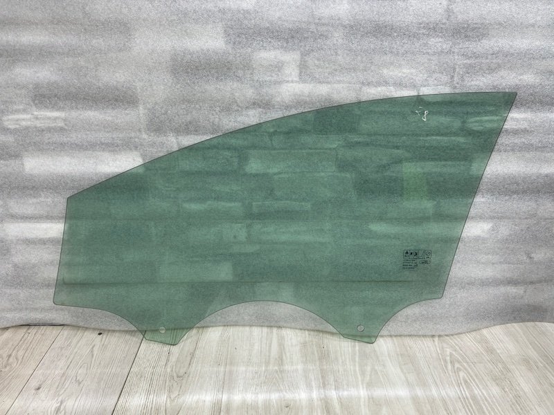 Стекло двери передней правой, 1400 рублей, Москва