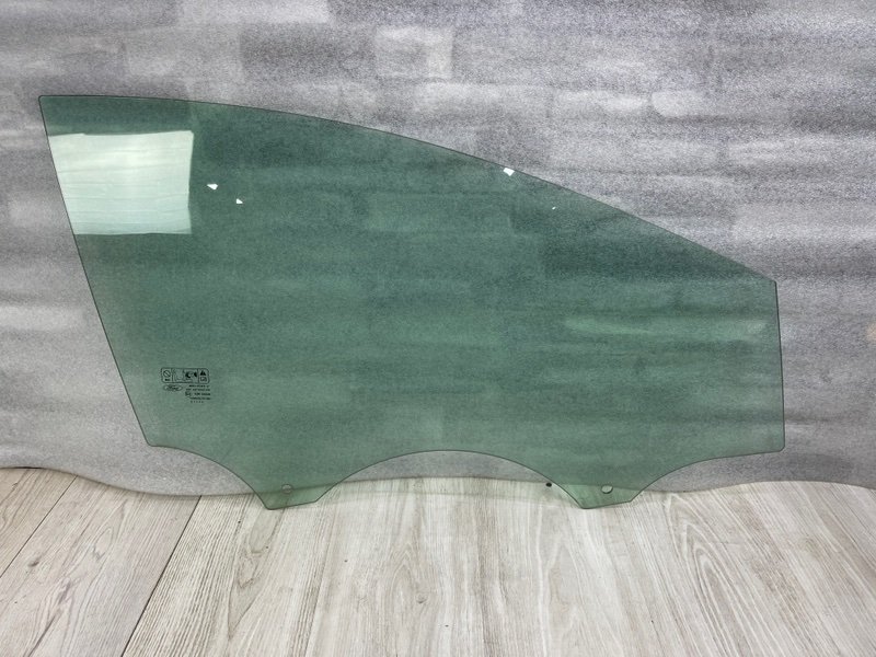 Стекло двери передней правой, 1400 рублей, Москва