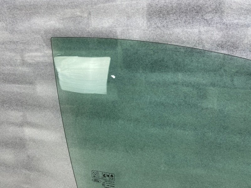 Стекло двери передней правой, 1400 рублей, Москва