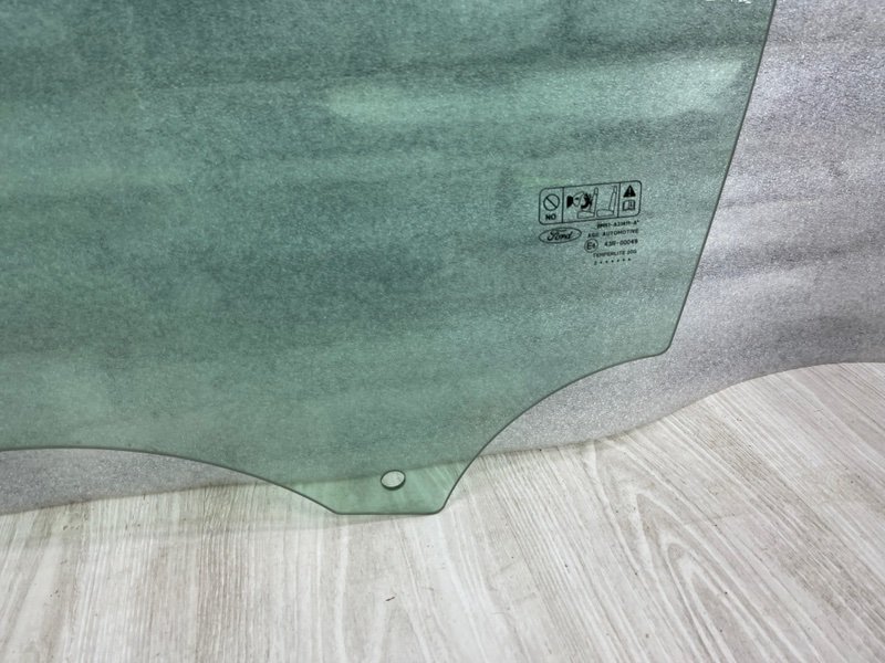 Стекло двери передней левой, 1300 рублей, Москва