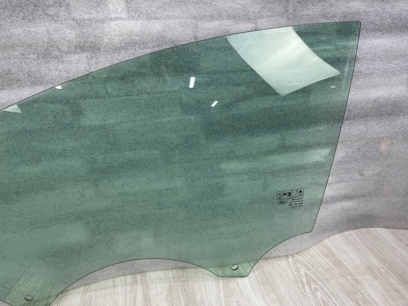 Стекло двери передней левой, 1300 рублей, Москва