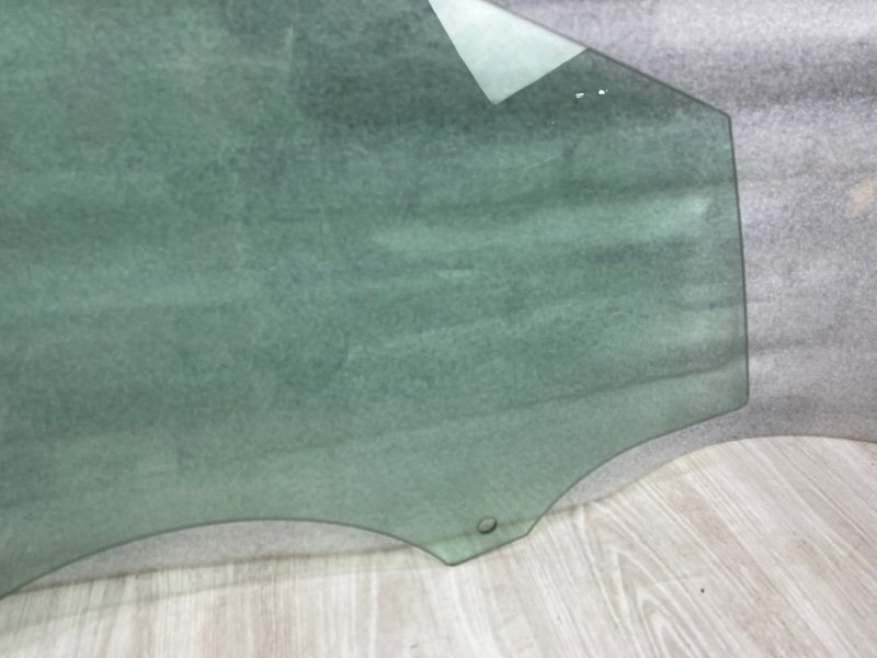 Стекло двери передней правой, 1500 рублей, Москва