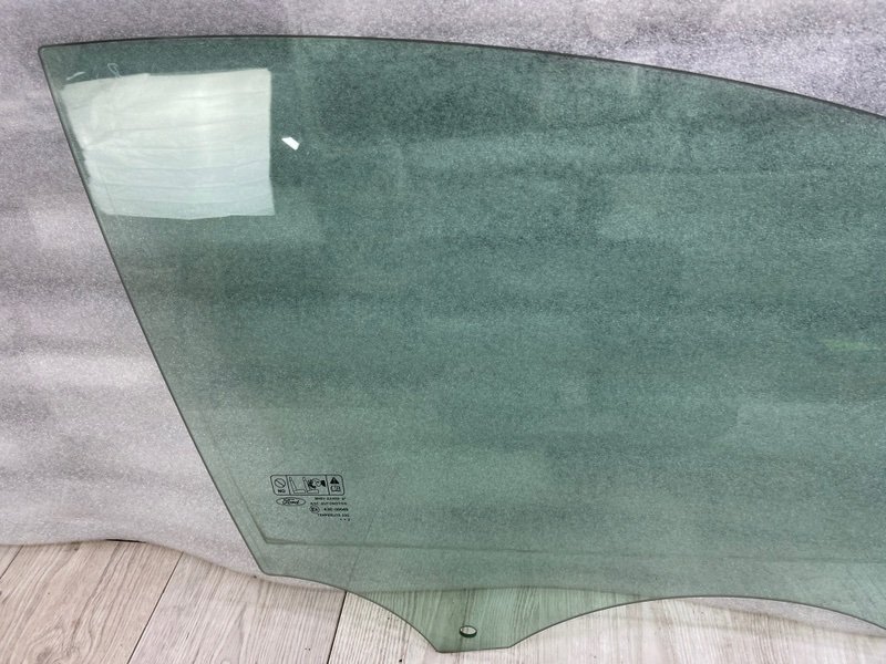 Стекло двери передней правой, 1500 рублей, Москва