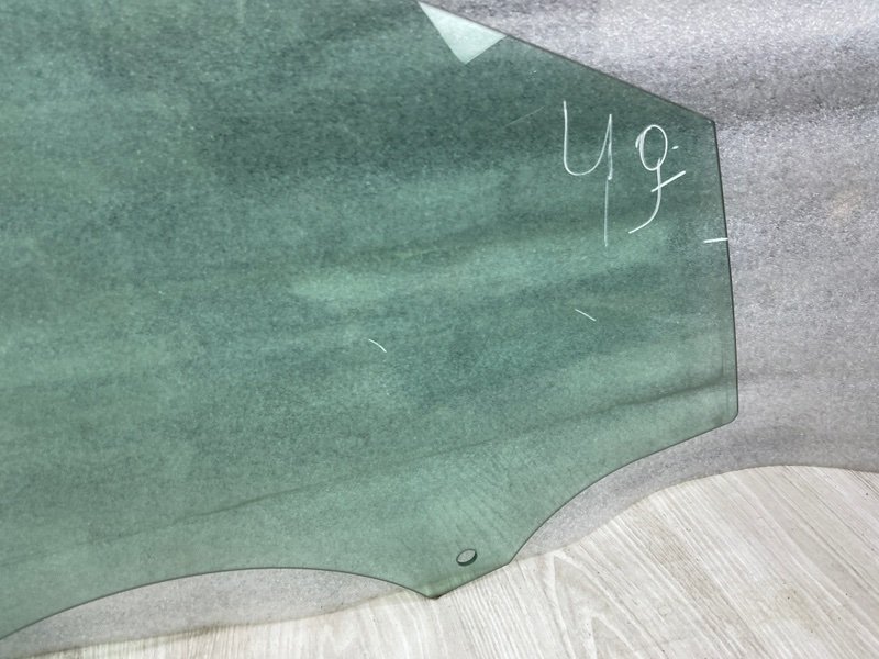 Стекло двери передней правой, 1500 рублей, Москва