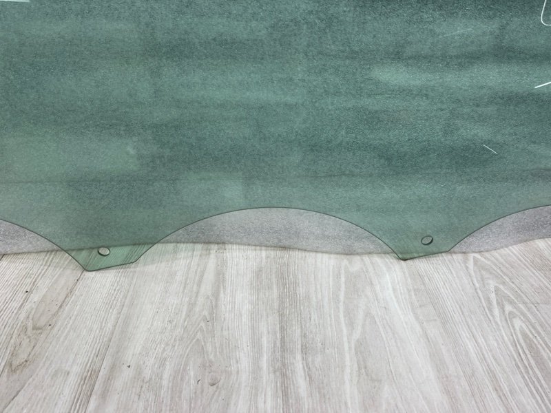 Стекло двери передней правой, 1500 рублей, Москва