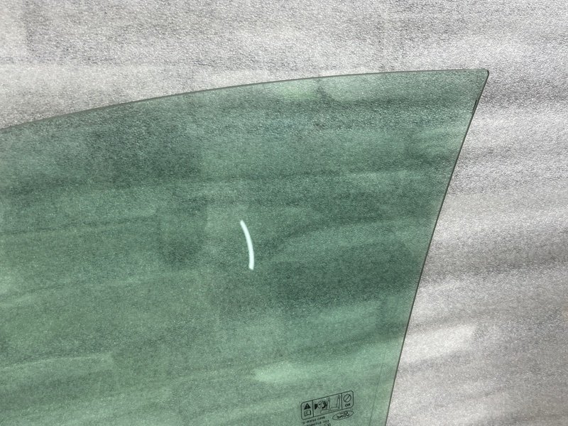 Стекло двери передней правой, 1500 рублей, Москва