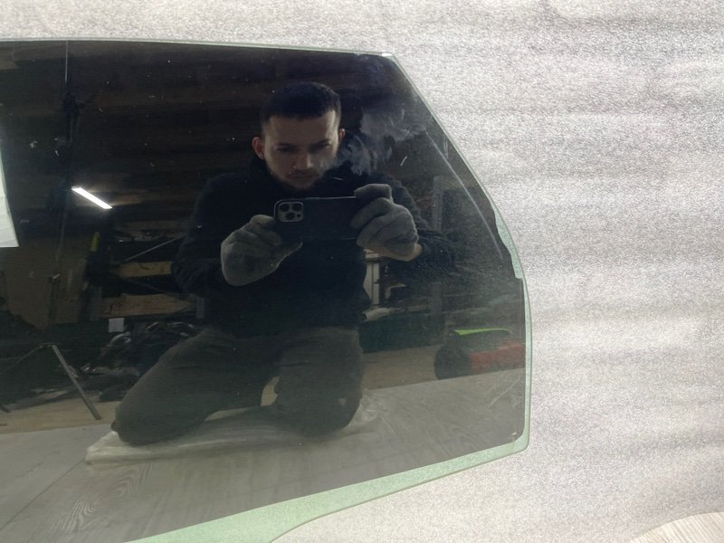 Стекло двери задней левой, 1000 рублей, Москва