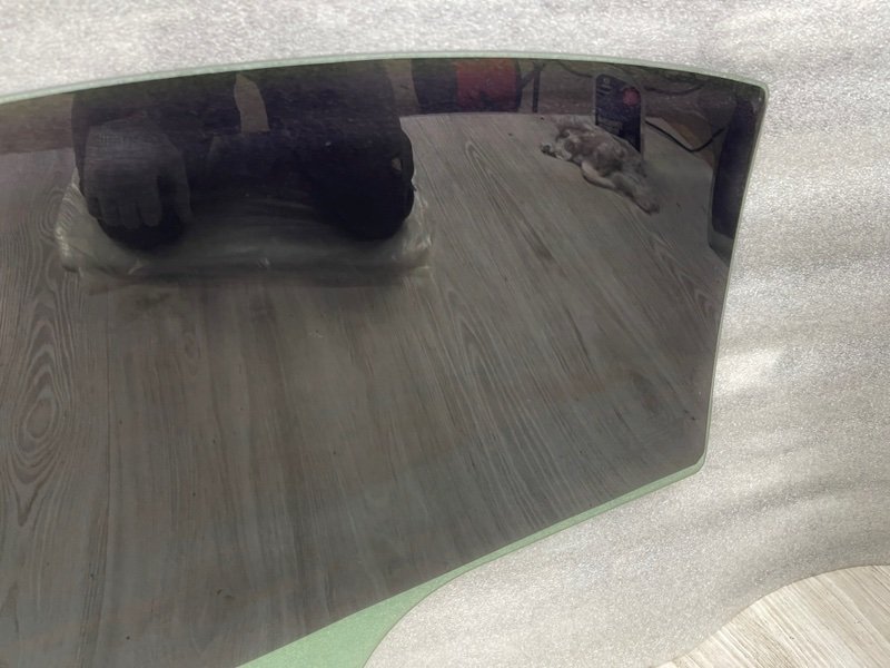 Стекло двери задней правой, 1000 рублей, Москва