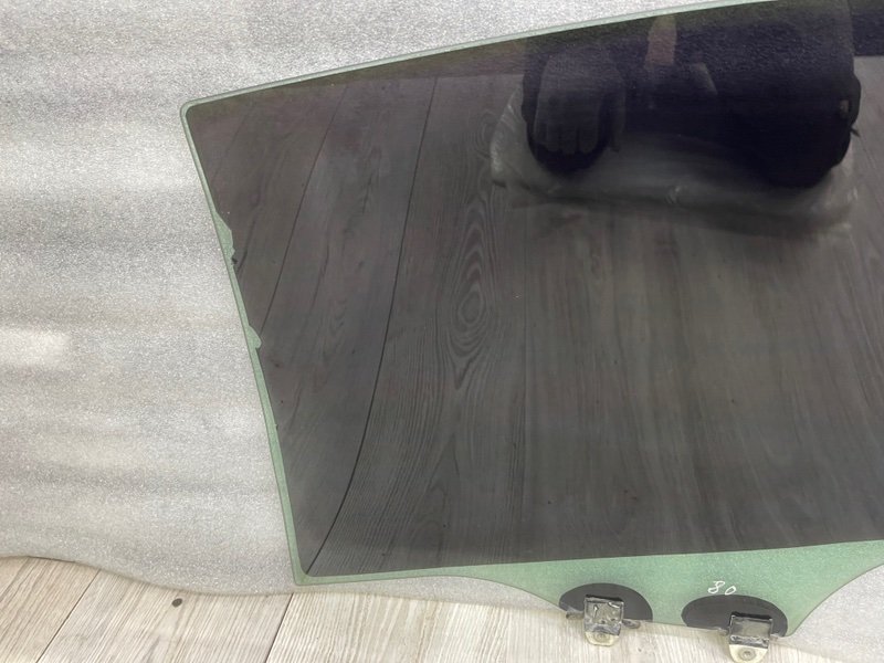 Стекло двери задней правой, 1000 рублей, Москва