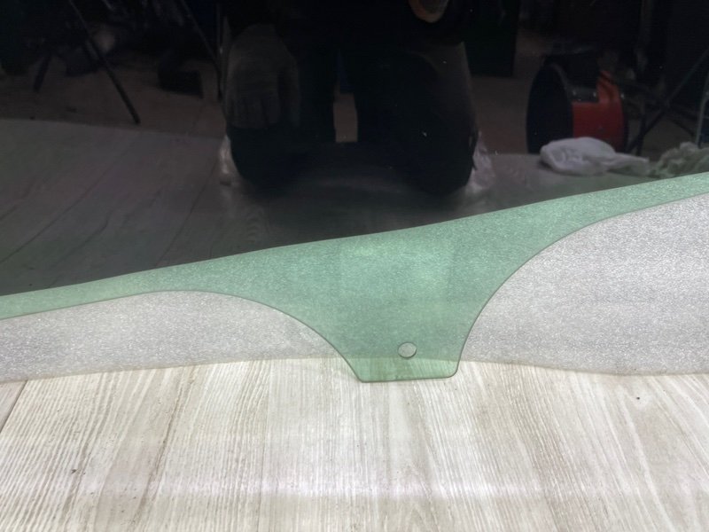 Стекло двери задней правой, 1000 рублей, Москва