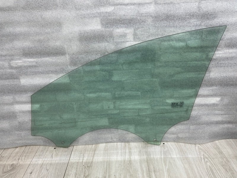 Стекло двери передней правой, 1000 рублей, Москва