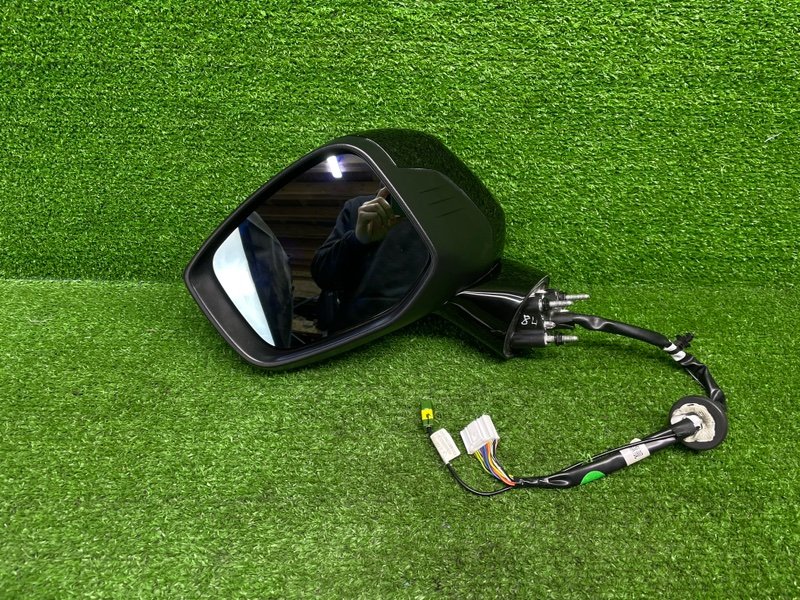 Зеркало левое, 30000 рублей, Москва