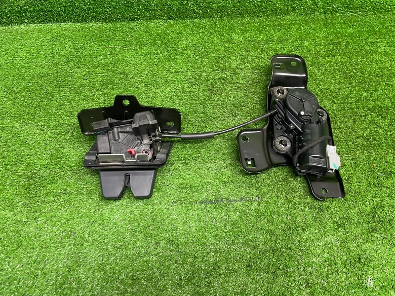 Замок багажника, 7000 рублей, Москва