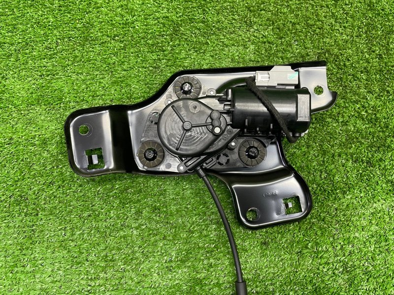 Замок багажника, 7000 рублей, Москва