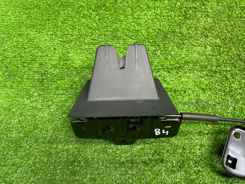 Замок багажника, 7000 рублей, Москва